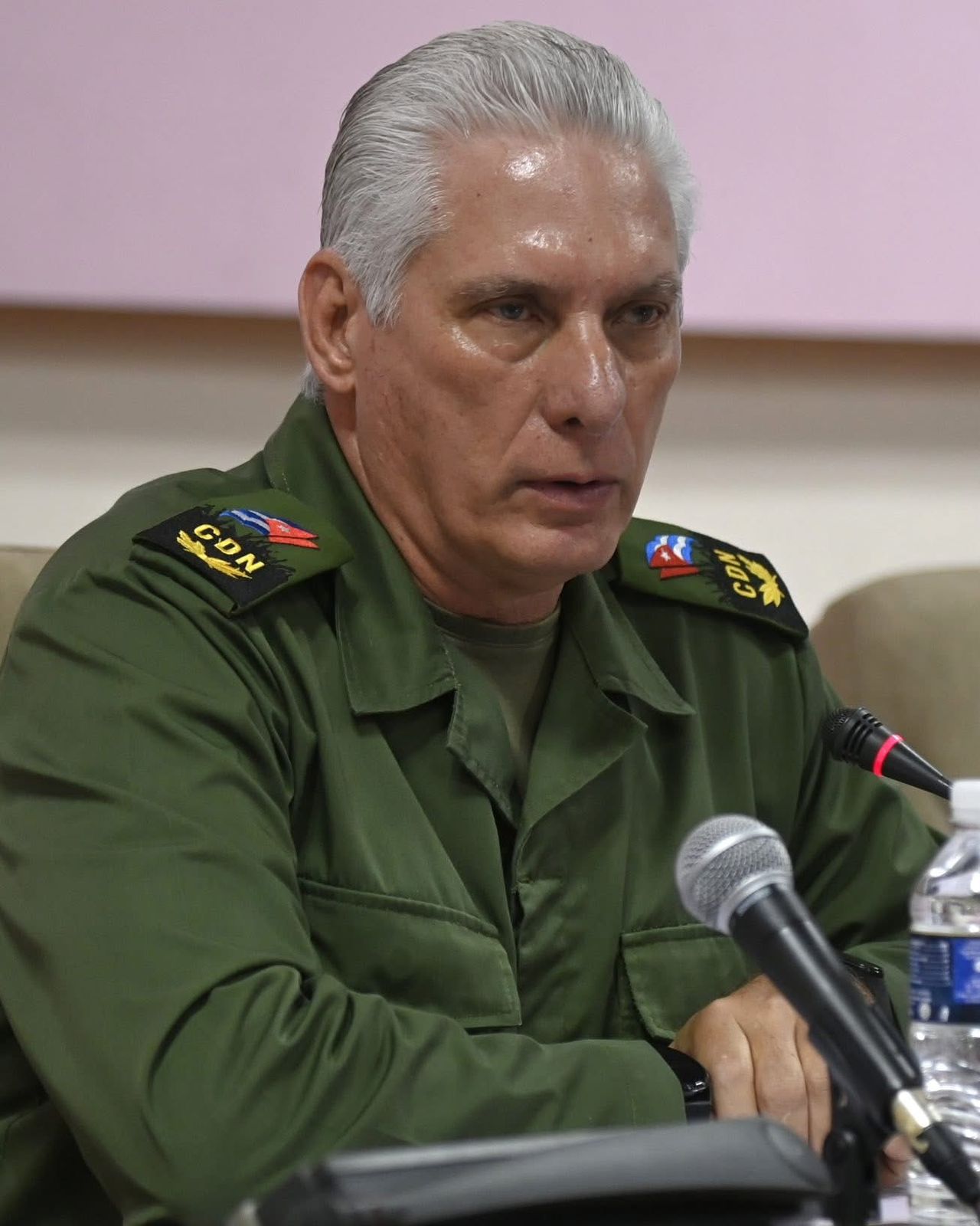 El presidente cubano Miguel Díaz-Canel condenó los ataques en Caracas