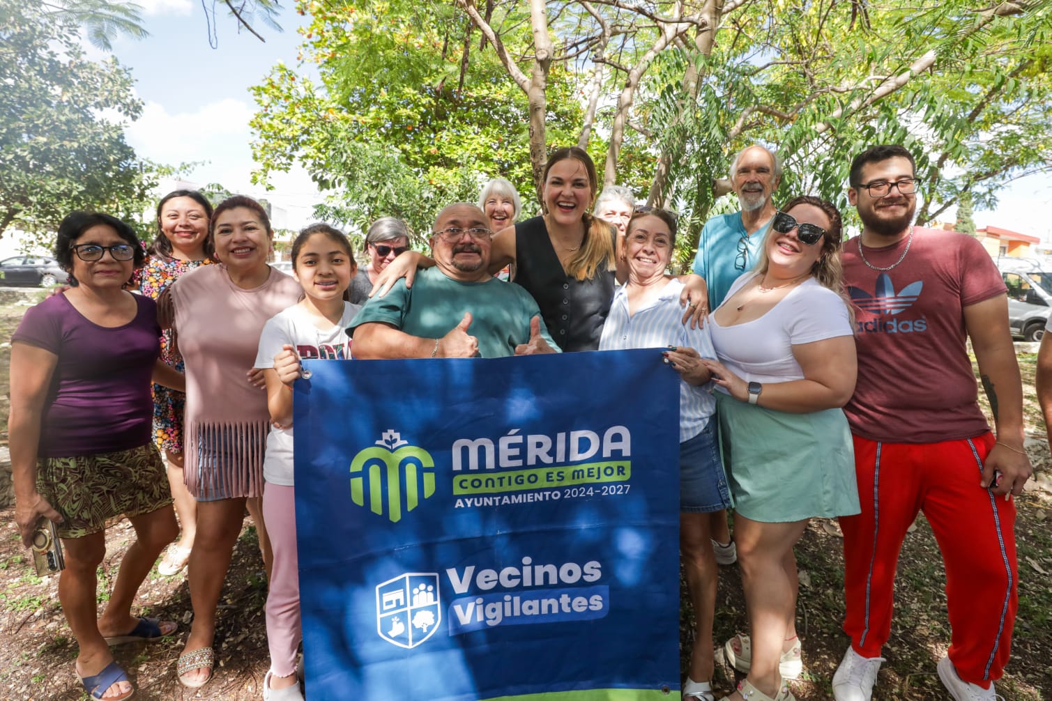 Cecilia Patrón entrega repavimentación en fraccionamiento Brisas: «Invertimos más que nunca en calles para Mérida»