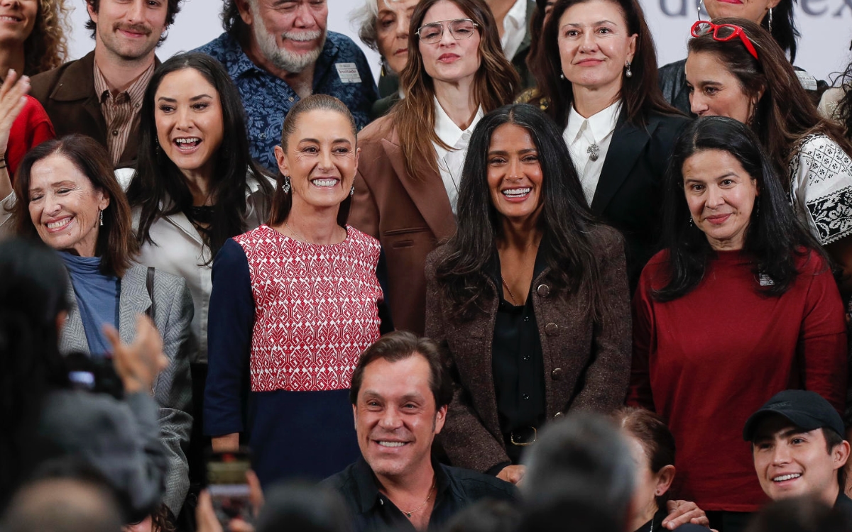 Sheinbaum y Salma Hayek lanzan incentivos del 30% para revolucionar el cine mexicano