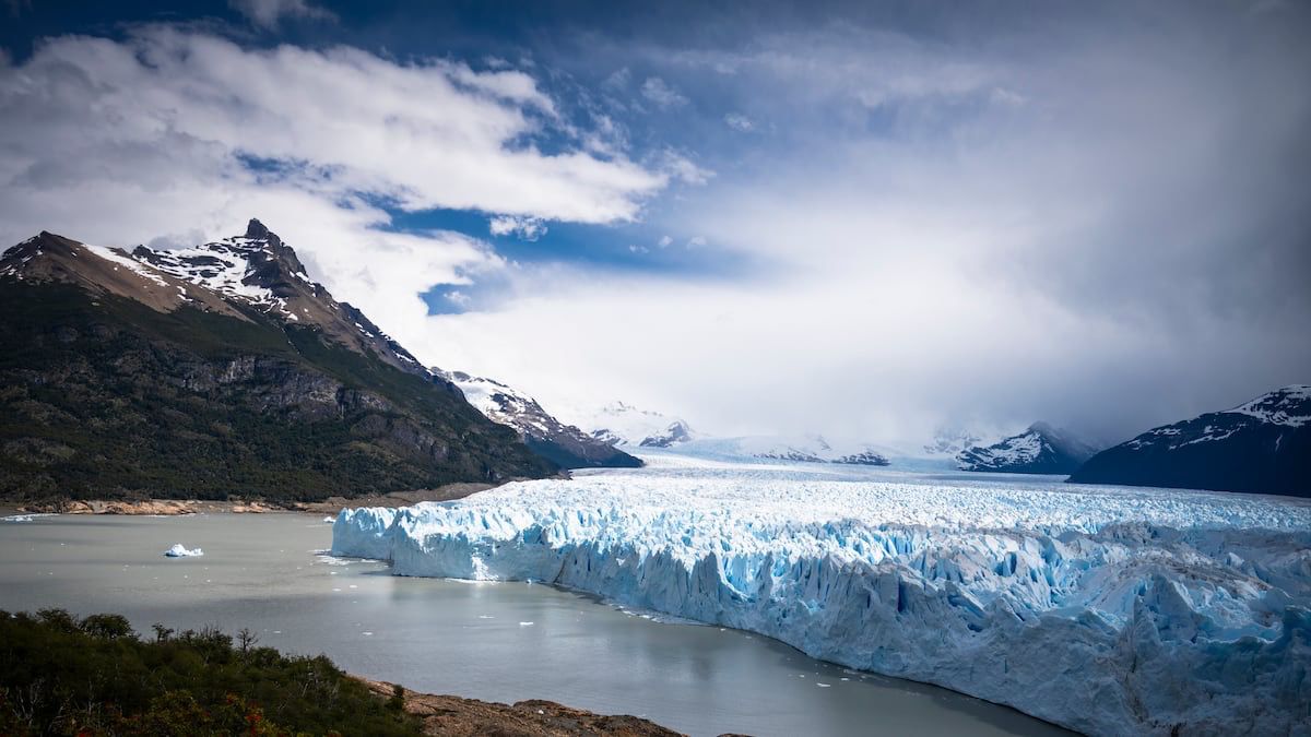 Gobierno argentino celebra reforma a Ley de Glaciares: ¿Avance económico o riesgo ambiental?