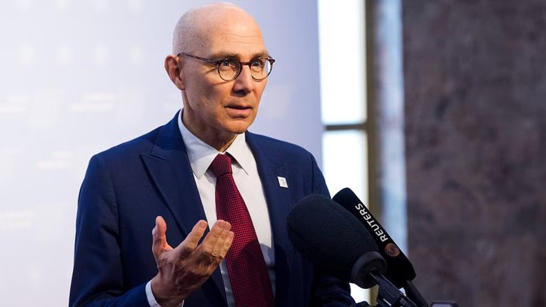 Sheinbaum se reúne con Volker Türk por crisis de desapariciones en México