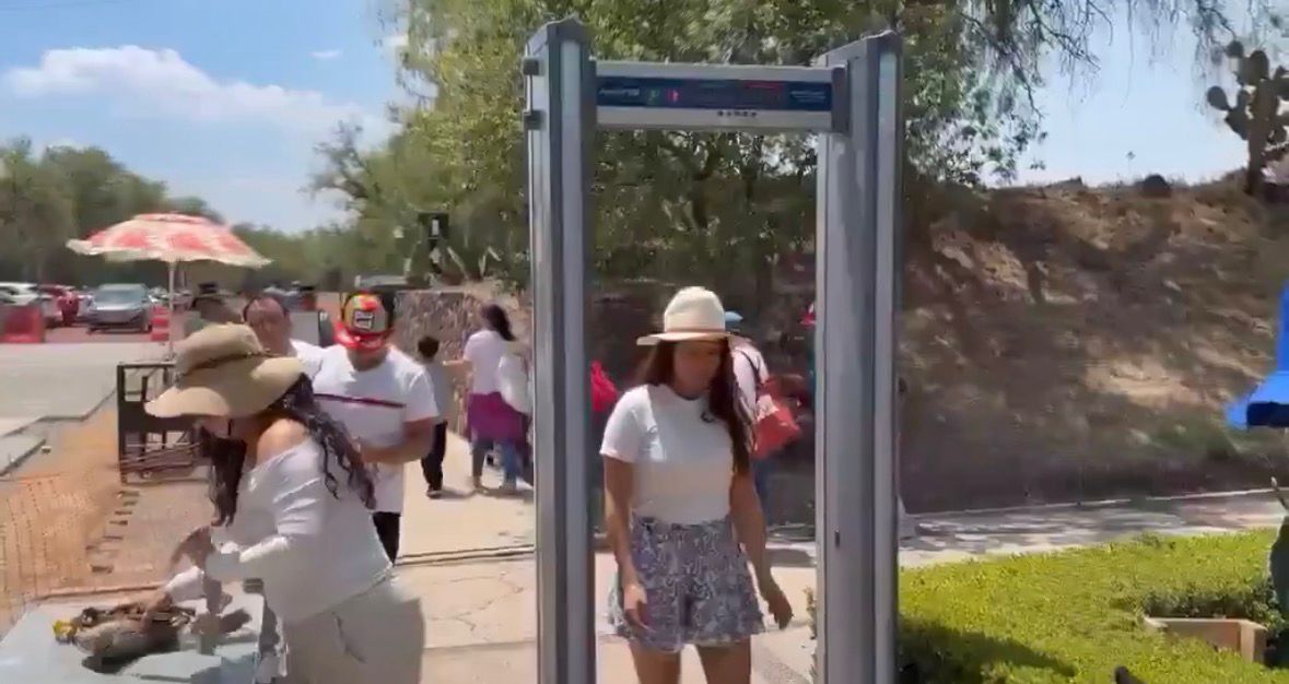 Detectores de Metal Ya Operan en Teotihuacán a una Semana del Tiroteo en la Pirámide de la Luna
