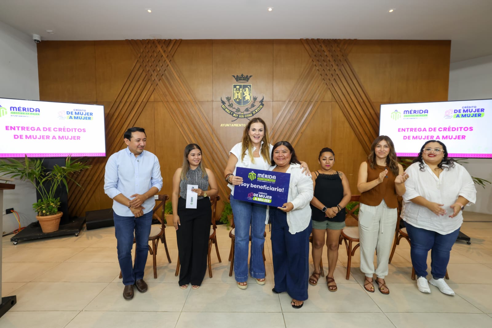 Mérida, ciudad de oportunidades: niveles históricos bajos de pobreza laboral, destaca Cecilia Patrón