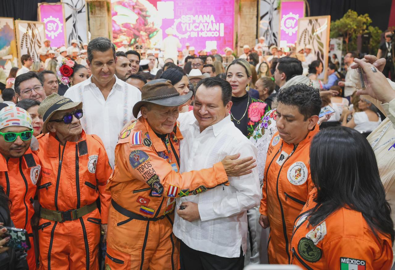 Semana de Yucatán reúne a Gobernador Joaquín Díaz Mena con «Los Topos» tras 20 años del huracán Isidoro