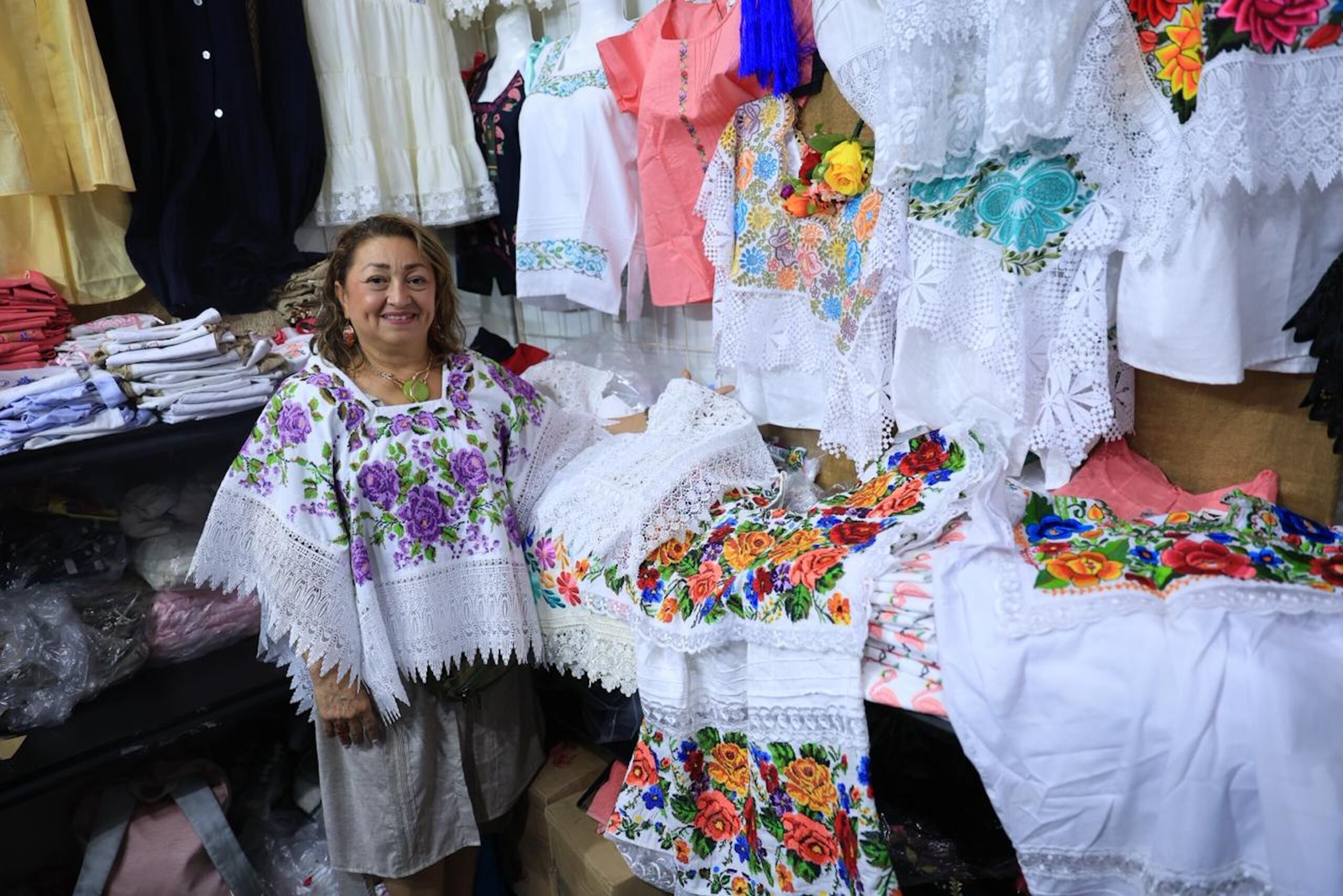 Moda yucateca arrasa en CDMX: Ventas récord en la Semana Yucatán