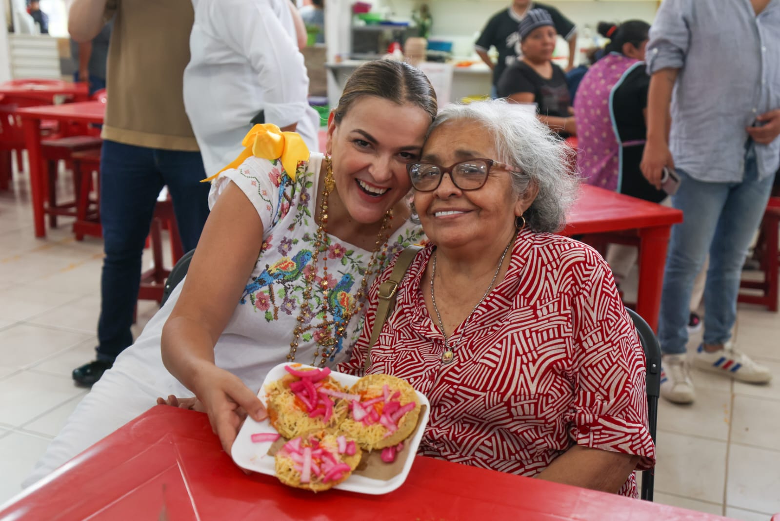 La tradición de la cocina yucateca vive en cada mesa meridana, afirma Cecilia Patrón
