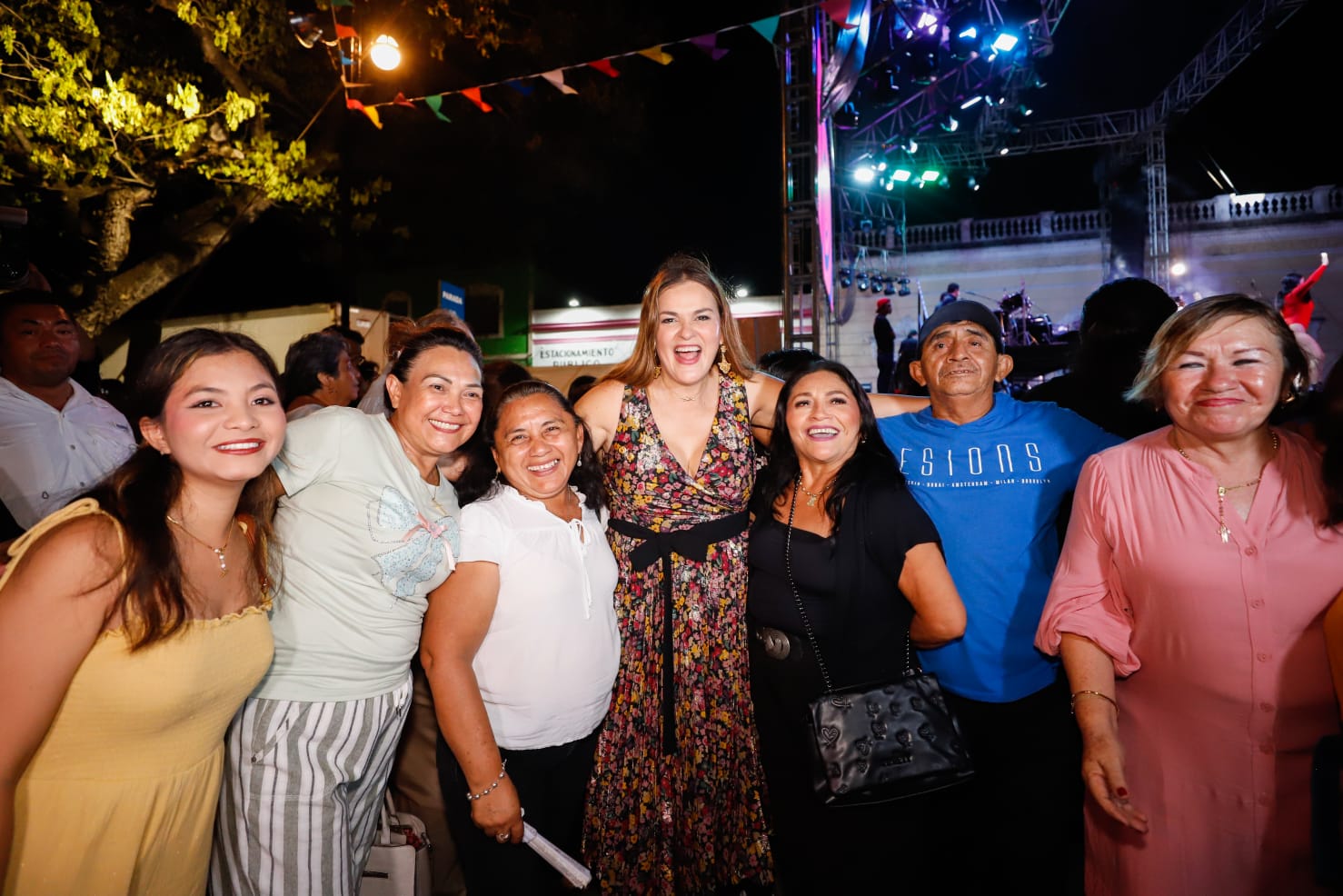 Mérida reúne a 70 mil personas en la Noche Blanca; “Somos una ciudad viva y llena de talento”, dice Cecilia Patrón