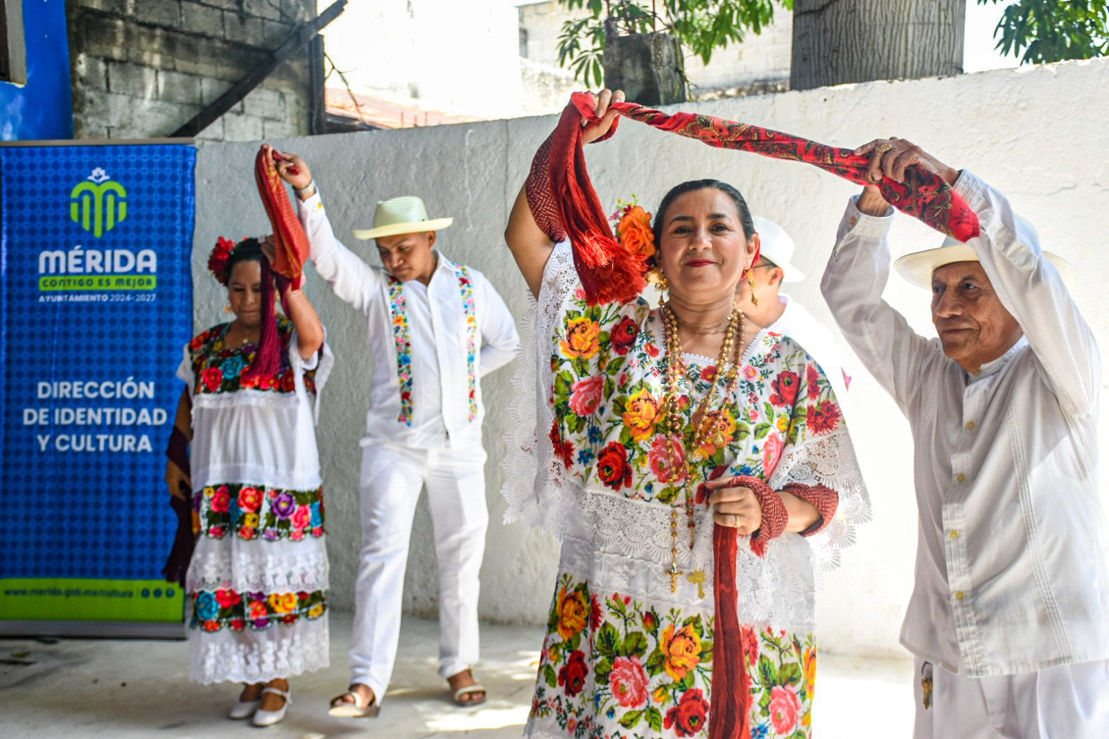 La Academia Municipal de la Lengua Maya “Itzamná” cumple 41 años y sigue impulsando la revitalización del idioma