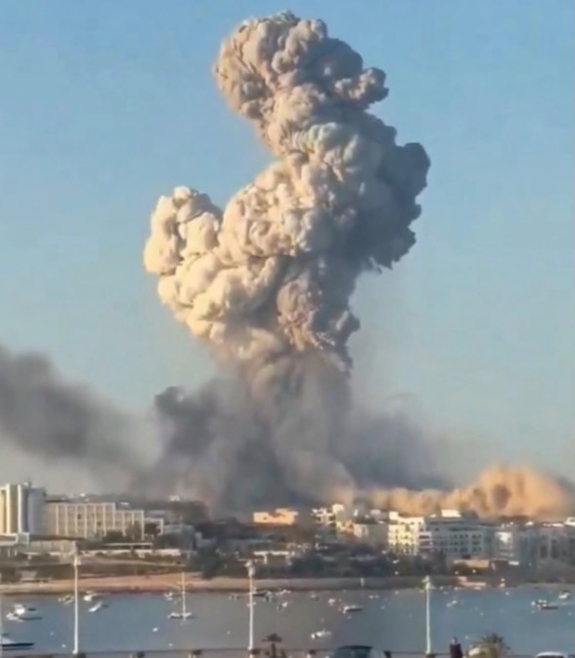 Explosión en fábrica de pirotecnia en Malta deja dos heridos y daños en granjas cercanas