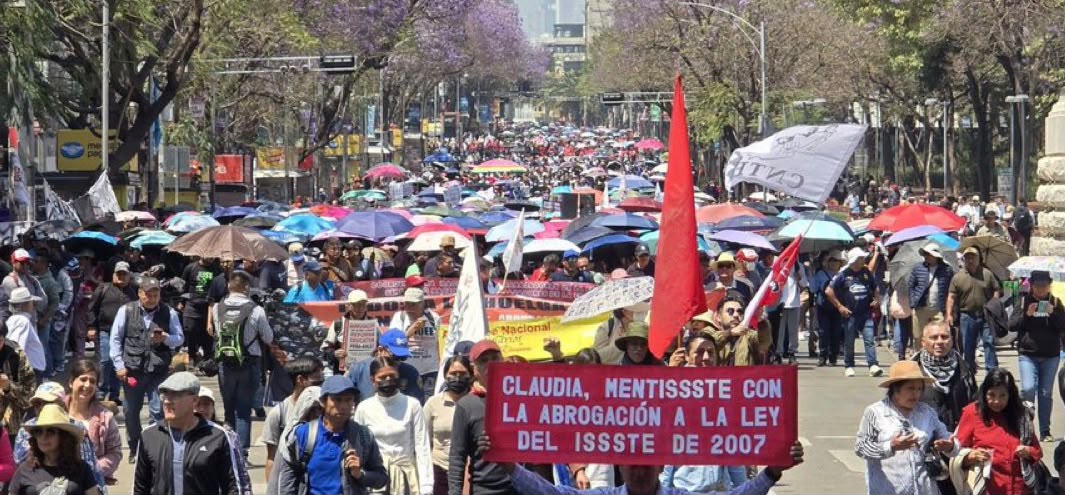 Sheinbaum cuestiona a responsables de disturbios durante movilizaciones de la CNTE