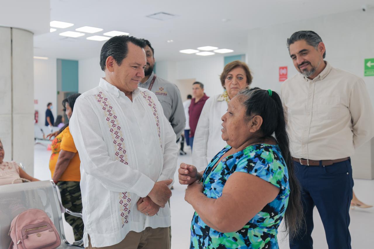 Familias de municipios reciben atención gratuita en urgencias del nuevo Hospital O’Horán